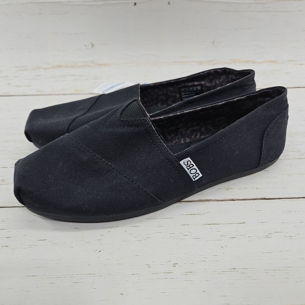 Skechers BOBS Shoes Womens Size 7 Black Peace‎ Love Slip On Loafer Flats 33645